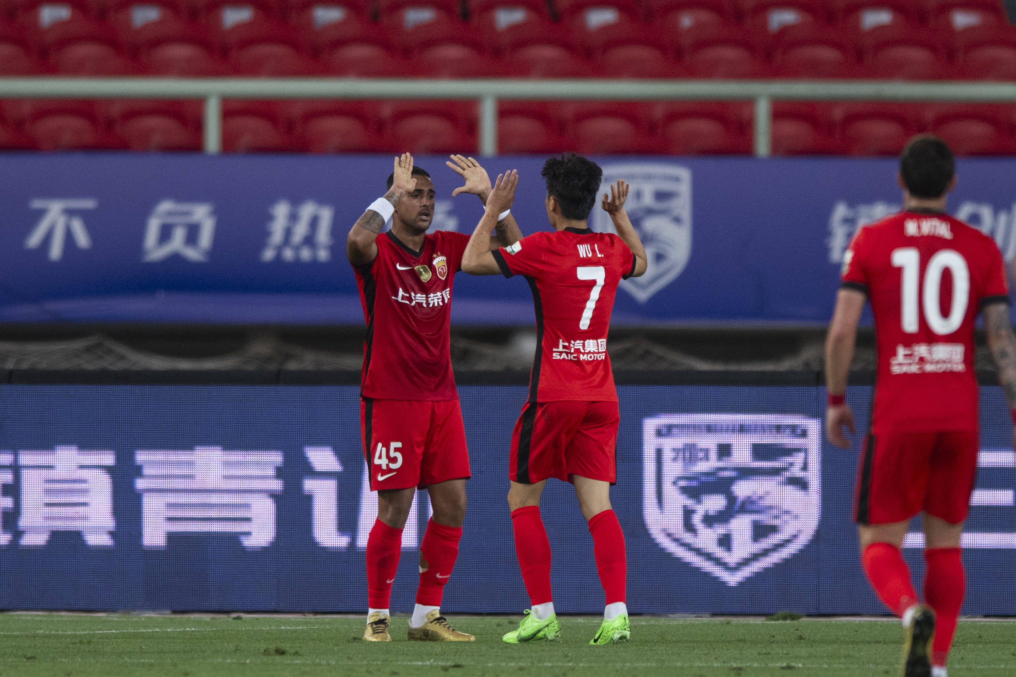 中国超级联赛预览：郭安的新教练和老教练互相竞争 港口与Zhejiang Leonardo作战